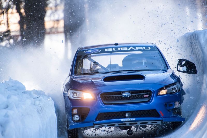 Doch schon bald bekamen Higgins und der Subaru ...  (Anthony Cullen)