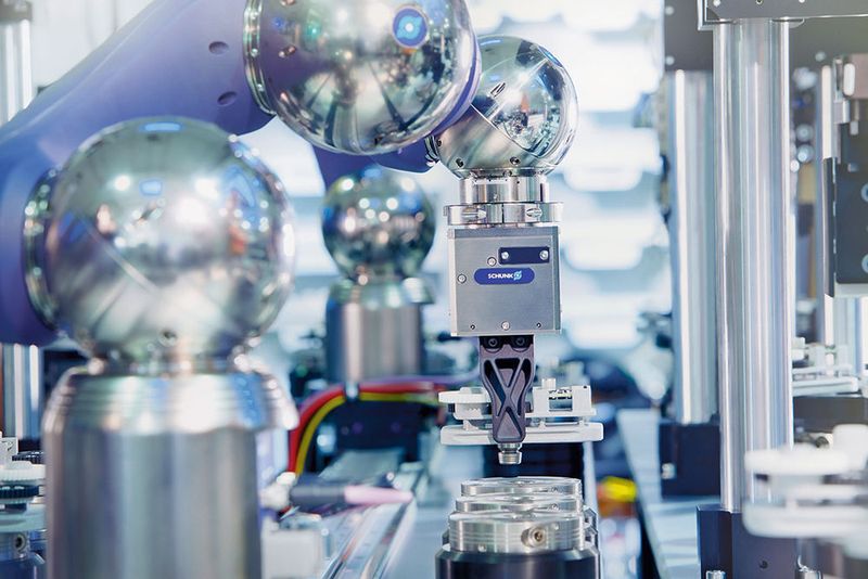Intelligente Schunk-Greifsysteme sind die Grundlage für Mon-tageanwendungen in der Smart Factory. (Bild: Schunk)