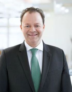 Christian Thönes, DMG Mori Seiki AG: „Für uns ist Industrie 4.0 Realität. Es geht um die Vernetzung von virtueller und realer Welt. Celos von DMG Mori vereinfacht und beschleunigt den Prozess von der Idee zum fertigen Produkt.“ (Bild: DMG Mori Seiki)
