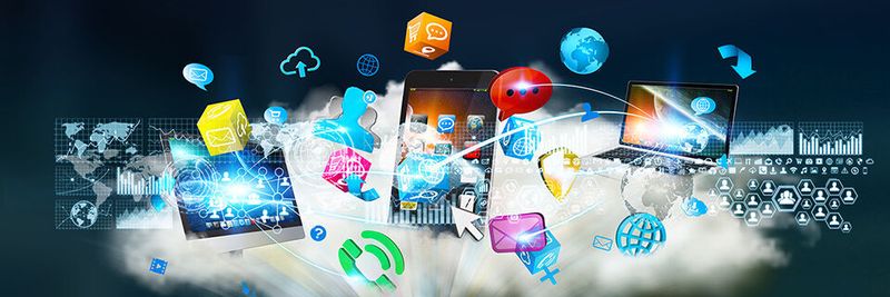 Nicht alles muss für die Cloud neu entwickelt werden, auch bestehende Softwaresysteme können schrittweise in die Cloud migriert werden. Nicht alles muss für die Cloud neu entwickelt werden, auch bestehende Softwaresysteme können schrittweise in die Cloud migriert werden.