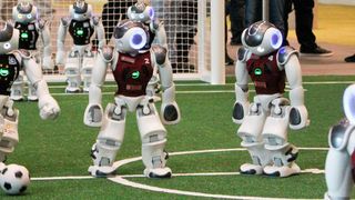 Ein Schuss vom Mittefeld – ein Versuch ist es wert. (Tim Laue, University of Bremen)