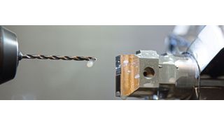 Zum Bohren tiefer, schlanker Bohrungen stehen im umfassenden Spektrum an Standardwerkzeugen von Walter spiralisierte VHM-Tieflochbohrer zur Verfügung.  (Bild: Konrad Mücke/SMM)