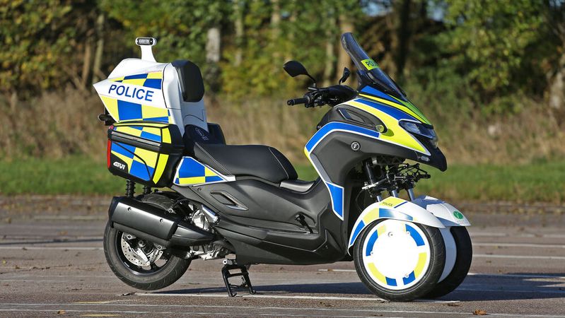 Der Konzeptroller WMC300FR fährt mit Strom und Benzin.(Bild:  WMC)