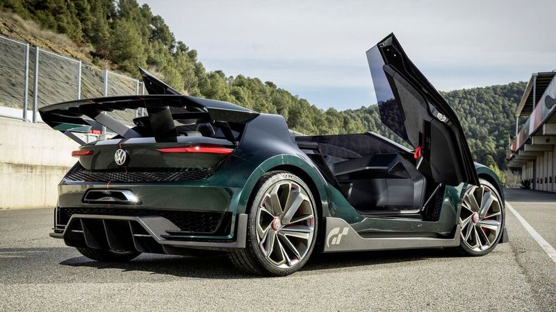 Wie es sich für ein anständiges Showcar gehört, hat der GTI Roadster Flügeltüren. (Bild: VW)