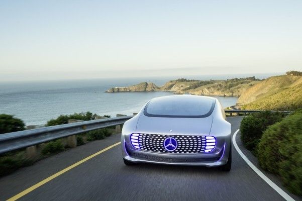 Mercedes-Benz F 015 Luxury in Motion in San Francisco (Mercedes-Benz)
