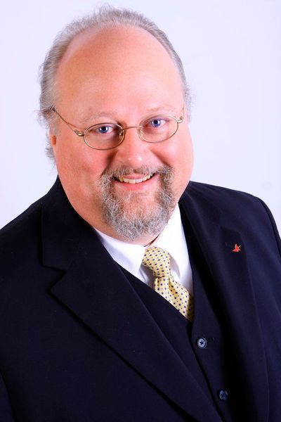 Sebastian von Bomhard, Gründer und Vorstand des Hosting- und Cloud-Spezialisten SpaceNet: „IT2Industry bringt IT und intelligente Produktionsautomatisierung zusammen. Diesen Ansatz finden wir in Zeiten von Industrie 4.0 und IoT interessant.