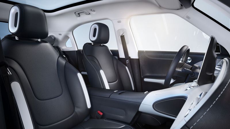 Für den #1 ist auch ein Panorama-Glasdach vorgesehen. (Bild: Smart)