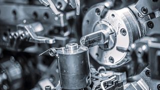 Der Maschinen- und Anlagenbau verzeichnete 2021 insgesamt 29 Insolvenzen und führt damit die Liste an.  (Bild: ©Andrey Armyagov - stock.adobe.com)