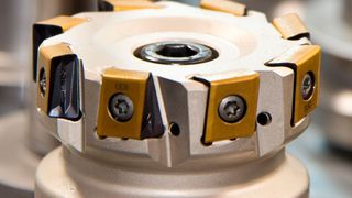 Branche schneidet besser ab als erwartet. Rohstoffpreise und Fachkräftemangel drücken die Stimmung. (Pixabay/Blickpixel)