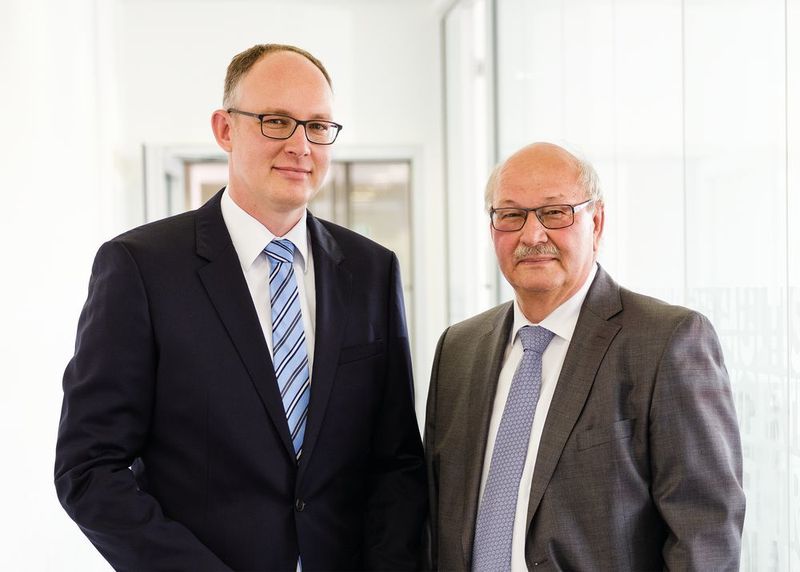 Marc Luksch, Geschäftsführer (links) / Helmut Luksch, Geschäftsführer und Gründer (rechts) (Helukabel)