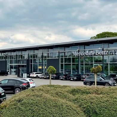 Die Mercedes-Benz-Niederlassung Aachen wird Teil von Kestenholz. (Bild: Kestenholz)