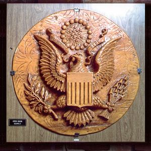 Bild 1: Nachbildung des Great Seal Bugs im Archiv der NSA. (Bild: Wikimedia Commons / CIA Declassified Materials)