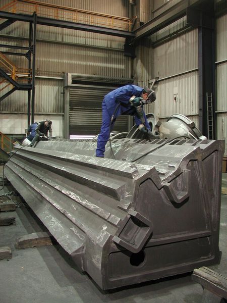 Schrägbett mit Abmessungen von 11.500 mm x 2270 mm x 1660 mm, Stückgewicht 32.820 kg, Werkstoff EN-GJL-250 nach DIN EN 1561. (Bild: Meuselwitz-Guss)