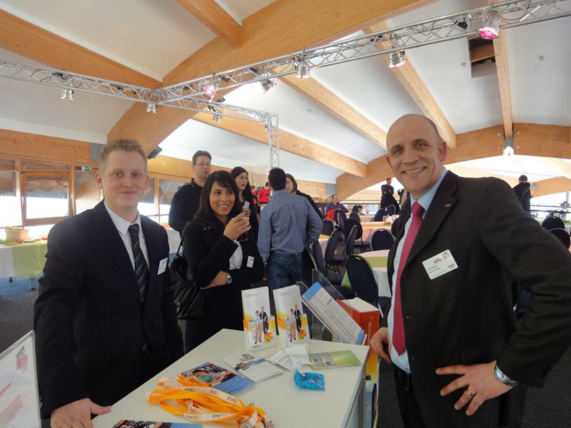 Jörg Rosenkranz (r.) und sein Devil-Team freuen sich auf die Besucher. (Archiv: Vogel Business Media)