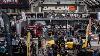 Zwei Tage lang drehte sich bei der Nordic Motor Show des Kfz-Gewerbes Schleswig-Holstein in den Holstenhallen in Neumünster alles um die bunte Welt der Mobilität. (Bild: Eva Biederbeck/ LV Kfz-Gewerbe S-H)