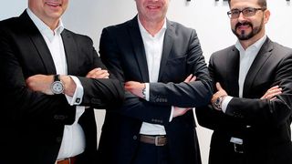 Robert Werner (COO Standort Ingolstadt), Michael Neisen (CEO ASAP Gruppe) sowie Christian Schweiger (COO Standort Ingolstadt) freuen sich über die Stärkung des Standorts Ingolstadt. (Foto: ASAP)