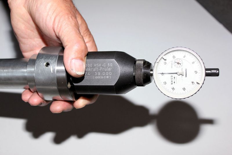 Bild 3: Die Automatikspanner überzeugen mit hohen Einzugkskräften. Dieser HSK 50 erreicht im Standard 17 kN und in der Sonderausführung 23 kN.  (Bild: Sigma)