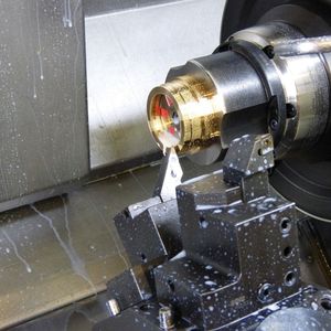 Flexibel und untereinander tauschbar: Schnellwechselsystem Centrotex in Kombination mit dem Spannfutter Toplus Größe 100 und einem Backenfutter in der Größe 260.