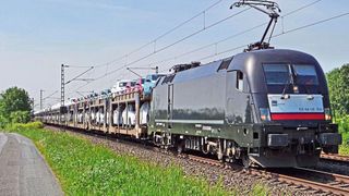 Auch wenn Autohersteller aktuell verstärkt Neuwagen an die Händler lieferten, hat sich die Lage für den Autohandel nicht erholt. Denn die Kauflust der Deutschen sinkt angesichts der zu erwartenden Rezession der Wirtschaft. (Bild: gemeinfrei)