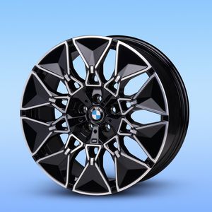 Die Aluminiumguss-Felgen bestehen zu 70 Prozent aus Sekundäraluminium.(Bild:  BMW)