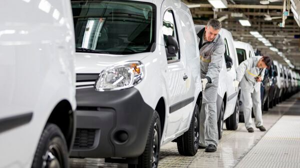 Renault verkaufte in den Monaten Juli bis September über alle Konzernmarken 599.027 Fahrzeuge – und damit 22,3 Prozent weniger als im Vorjahreszeitraum. 