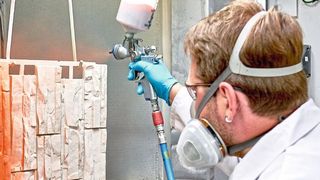 Das Lackieren von Polypropylen wird mit den neuartigen Grönoplast-Lacken deutlich vereinfacht. (Grönenbacher Lackfabrik)