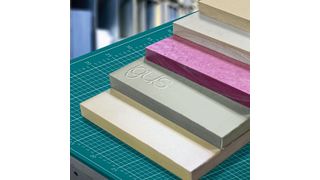 Abriebfeste iglidur Gleitplatten aus Hochleistungskunststoffen (Igus)