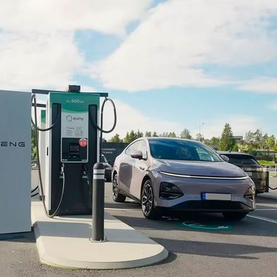 Xpeng, Eviny und Deltaelectronics haben in Norwegen getestet, ob ultraschnelles Laden bereits praxistauglich ist. (Bild: Delta Electronics)
