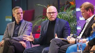 Markus Richter, Staatssekretär im BMDS, und Fabian Mehring, Digitalminister in Bayern, auf dem GovTech-Gipfel 2025.  (Bild: © Phil_Dera)