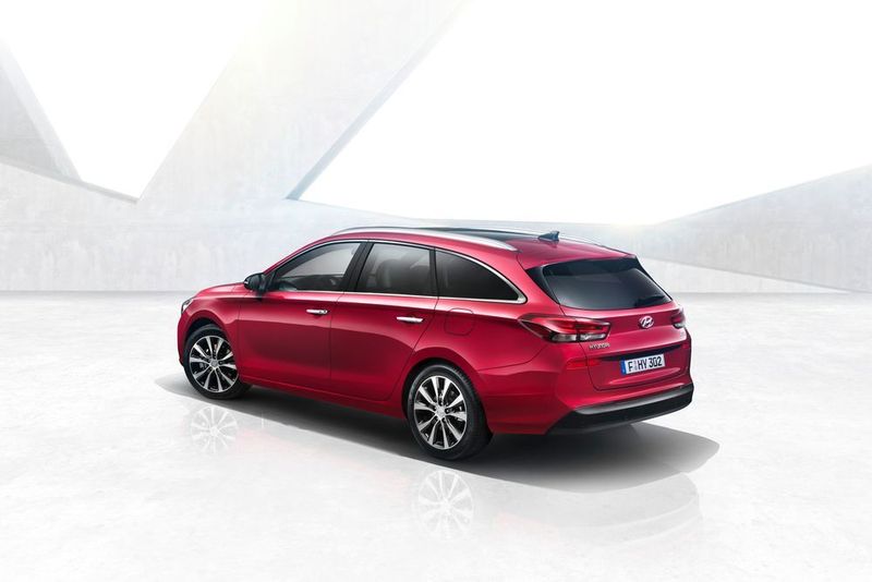 Im Vergleich zum Vorgänger wirkt der Neue optisch ruhiger und eleganter. (Hyundai)