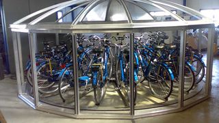 Das Fahrradverleihsystem Velowspace wird in den Niederlanden mit SimaticS7-1200 von Siemens Industry gesteuert. (Ubink/Siemens)