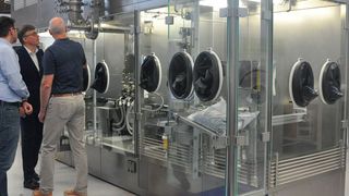 Anlässlich einer exklusiven Maschinenpräsentation in Crailsheim hat Bosch Packaging Technology die neueste Generation der AFG-Baureihe vorgestellt.  (Bosch Packaging Technology )