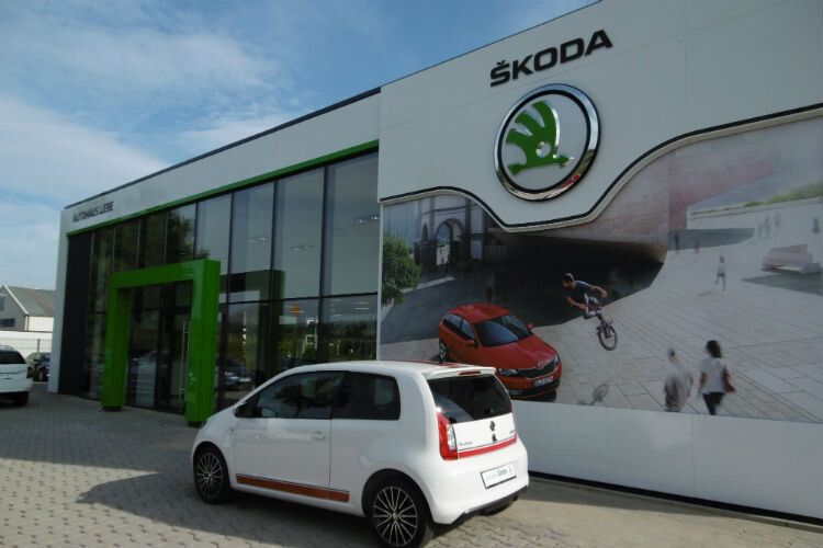Das neue Skoda-Autohaus ist nicht zu übersehen. (Foto: AH Liebe)