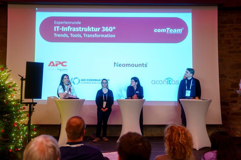 Eine der Expertenrunden widmete sich der Infrastruktur.  (Bild: Jacqueline Trubas)