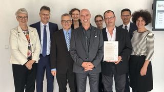 Geschafft: Für das völlig überarbeitete Qualifizierungsprogramm zum Geprüften Automobil-Serviceberater hat Renault die Zertifizierung erhalten. (Bild: Promotor)