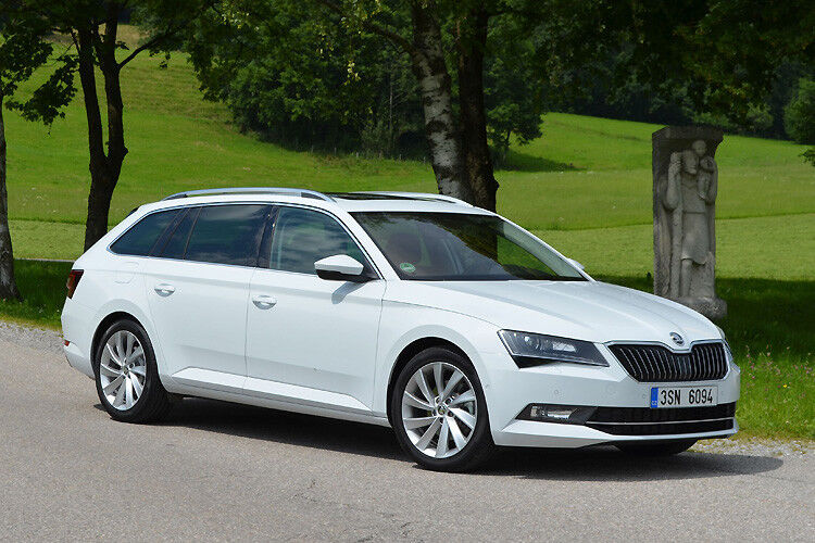 Skoda bringt nach dem Start der Superb-Limousine im Juni auch die Kombiversion des Modells auf den Markt. (Foto: Andreas Grimm)
