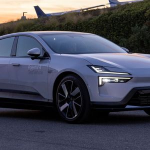 Auffallend sind die aalglatten Formen des in China gebauten Edel-Coupés.(Bild:  Polestar)