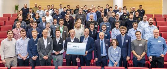 Zum offiziellen Auftakt am 12. und 13. Januar 2026 trafen sich rund 80 Teilnehmerinnen und Teilnehmer des Konsortiums am Schaeffler-Standort in Herzogenaurach (D), um den Start des Forschungsprojekts feierlich zu begehen.(Bild:  Schaeffler)