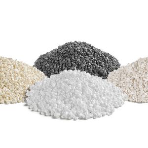 Ensinger hat im Partikelschaumportfolio jetzt Polycarbonat (PC), Polyethersulfon (PESU) und Polyetheretherketon (PEEK) zu bieten, aber auch noch andere Thermoplaste, die man aufschäumen kann. So könnten Anwendungen abgedeckt werden, die bisher mit Schaumstoffen nicht machbar waren.(Bild:  Ensinger)