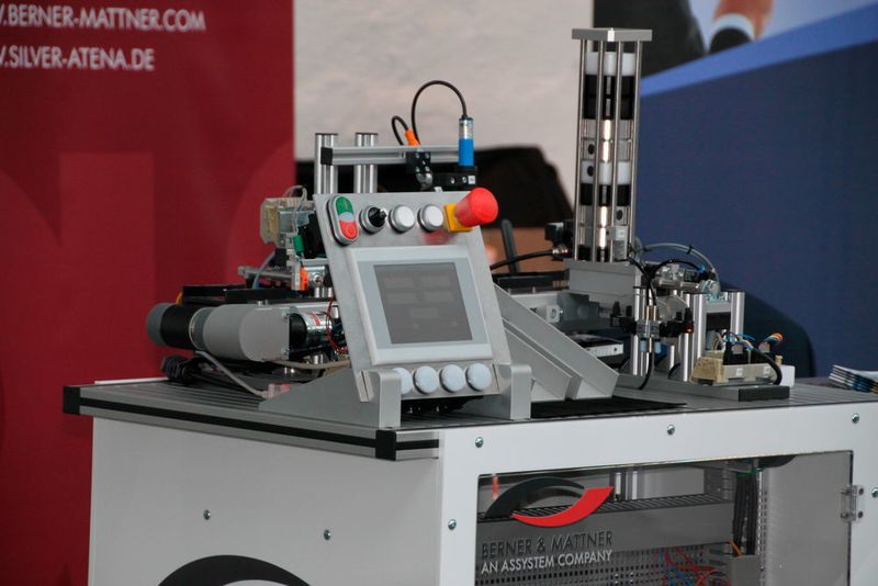 Kurzvorstellung der Produkte und Dienstleistungen der Fachausstellung. (Sariana Kunze/elektrotechnik)