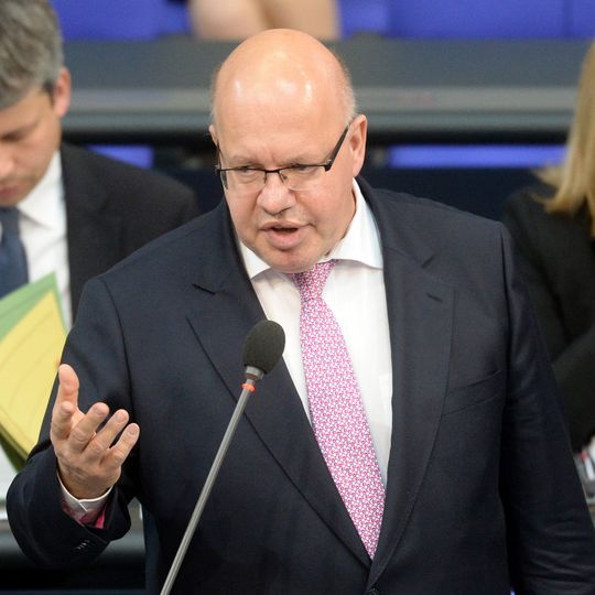 Wirtschaftsminister Peter Altmaier würdigte das Engagement der Automobilindustrie in der Corona-Krise.(Bild:  Deutscher Bundestag/Achim Melde)