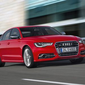 Nach einem Jahr bringt Audi eine neue Variante des S6. 