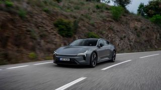 Polestar bringt mit dem Modellderivat „5 Performance“ seinen bislang sportlichsten Stromer auf den Markt. (Bild: Polestar)