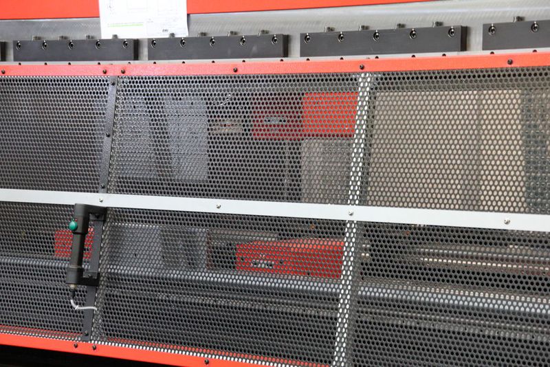 Die Abkantpresse beim automatischen Werkzeugwechsel. (Bild: Itasse)