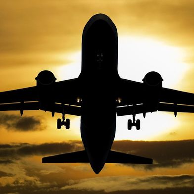 Effizienzgewinne in Flugzeugtriebwerken lassen sich dank KI nun wesentlich schneller finden. (Bild: )