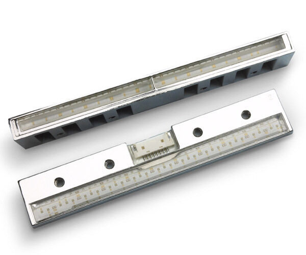 Bild 1: Die RGB-LED-Lichtquelle im Chip-On-Board-Package (Archiv: Vogel Business Media)