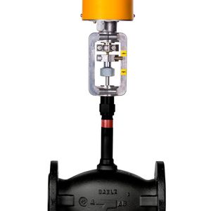 Elektrisch betriebenes dicht schließendes 3-Wegeventil mit Faltenbalg und Kühlrohr(Bild:  Baelz)