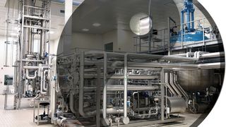 El estándar MTP es ideal para las instalaciones de procesamiento por lotes (Imagen:© industrieblick, Zainal - stock.adobe.com; PNO)