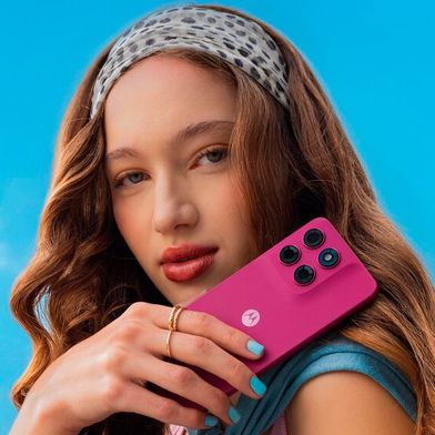 Motorola bringt die neue Moto-g-Familie auf den Markt. Die Smartphones zeichnen sich durch lange Akkulaufzeiten, neue Kamerasysteme und ein robustes Design aus. (Bild: Lenovo)