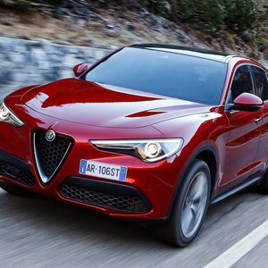 (Alfa Romeo)